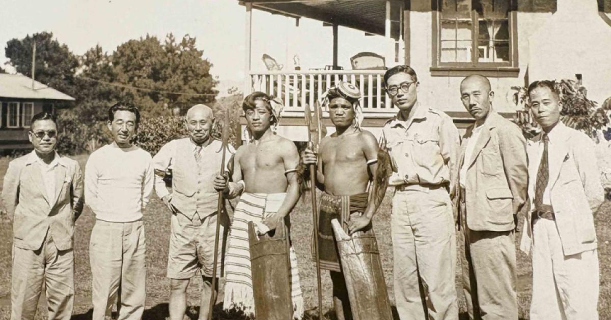Guests to the Igorot community, November 29, 1943, featuring Ishizaka Yōjirō, a renowned Japanese novelist who was dispatched by the Japanese Army as a war correspondence writer