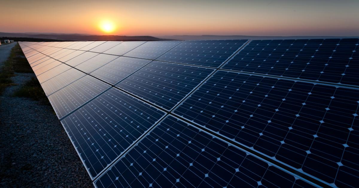 solarpanel shutterstock  image