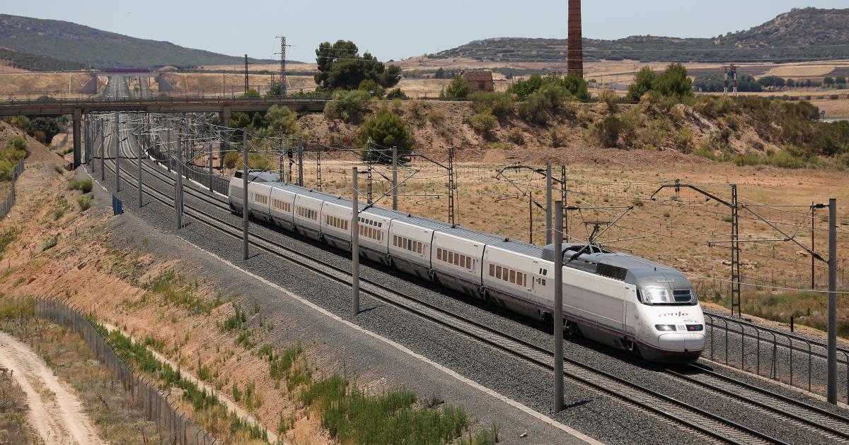 train EDITORIAL  image