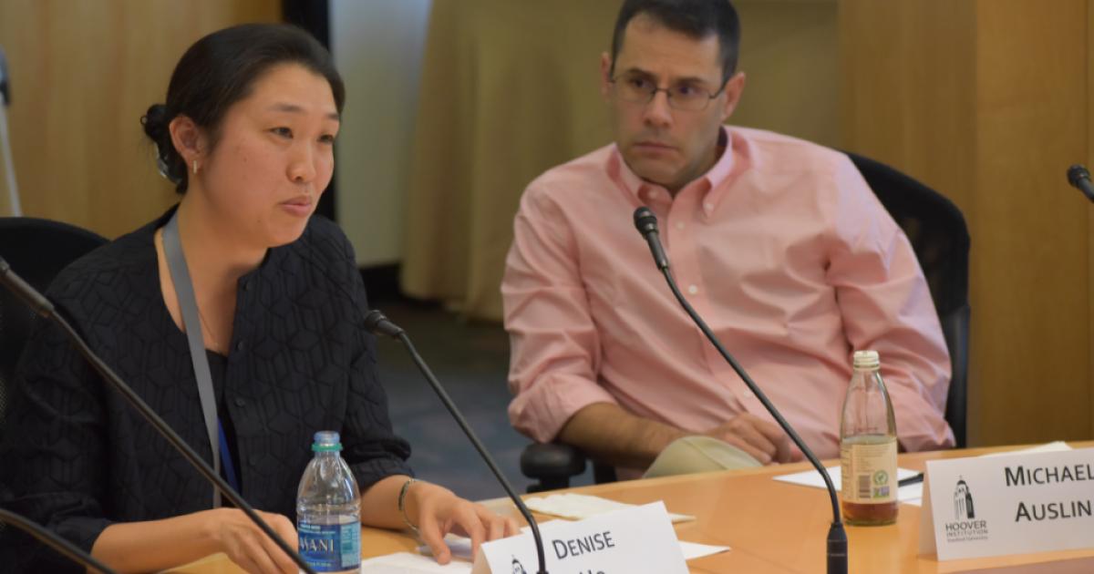 Denise Ho (left) and Michael Auslin (right) in the workshop.