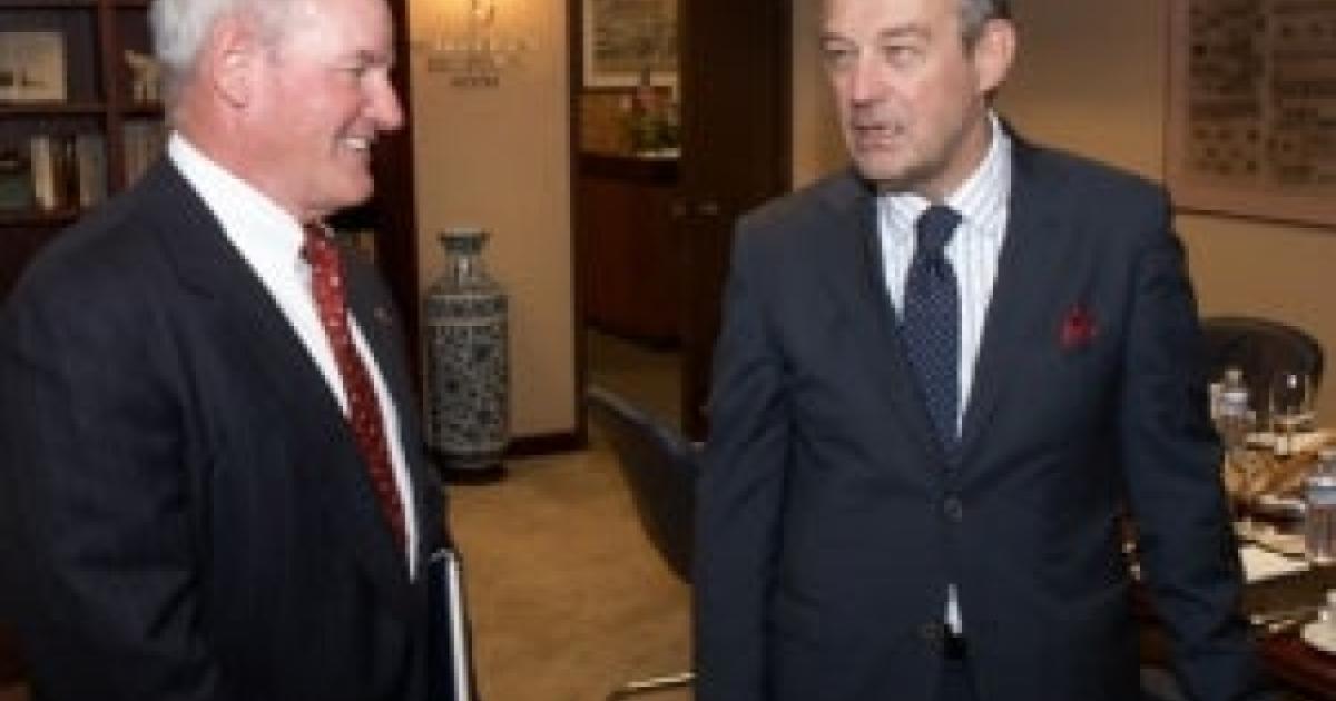 Image for Polish ambassador Schnepf visits Hoover
