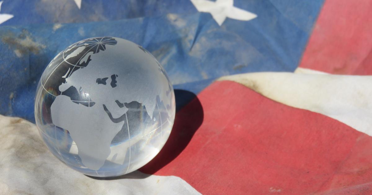 globeflag   image