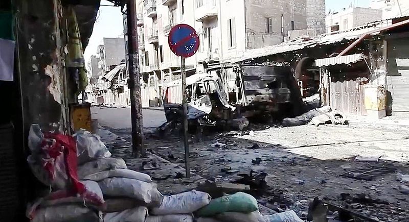 bombed_out_vehicles_aleppo201308291409.jpg