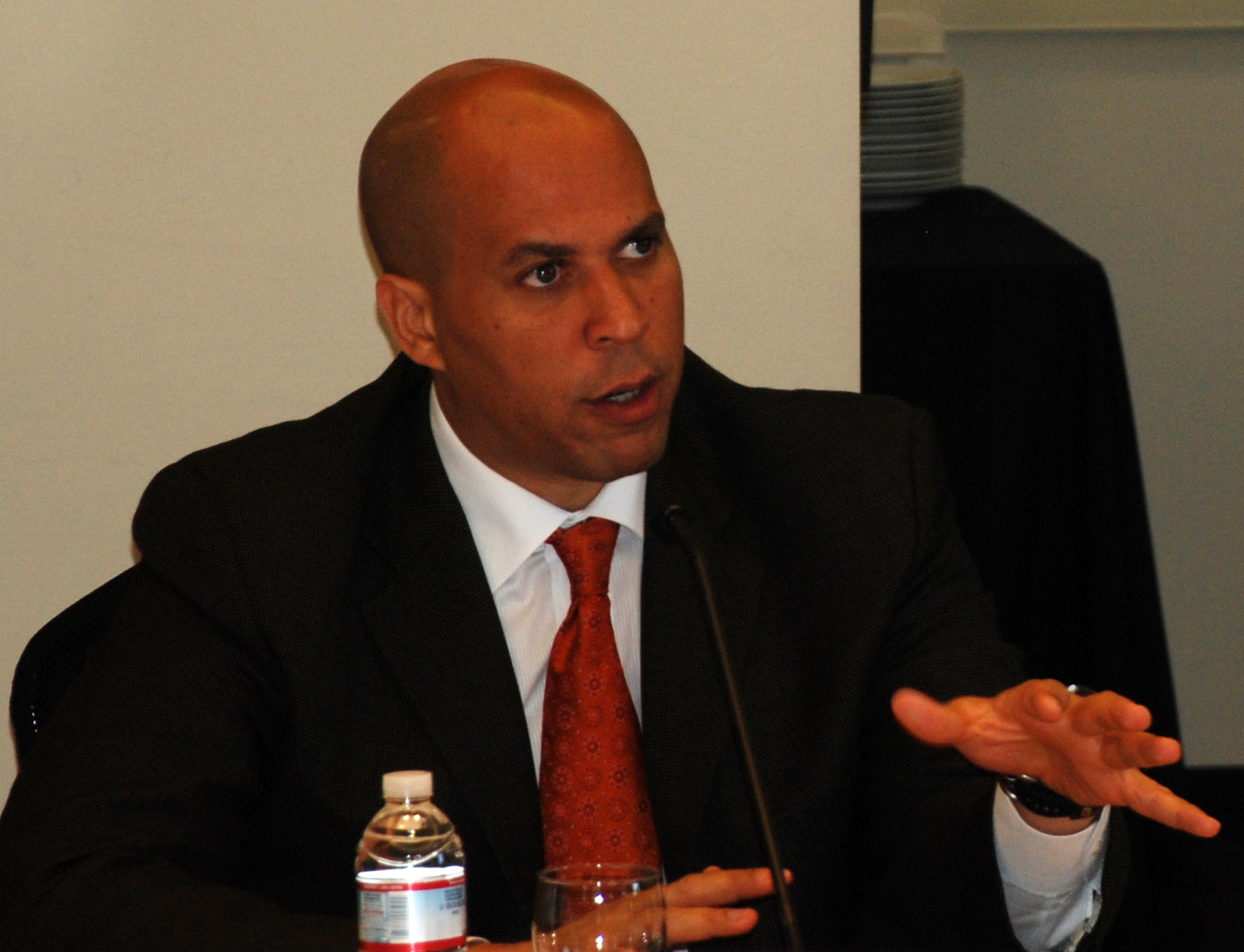 cory-booker201110211113.jpg