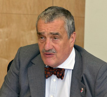 karel-schwarzenberg201106011520.jpg